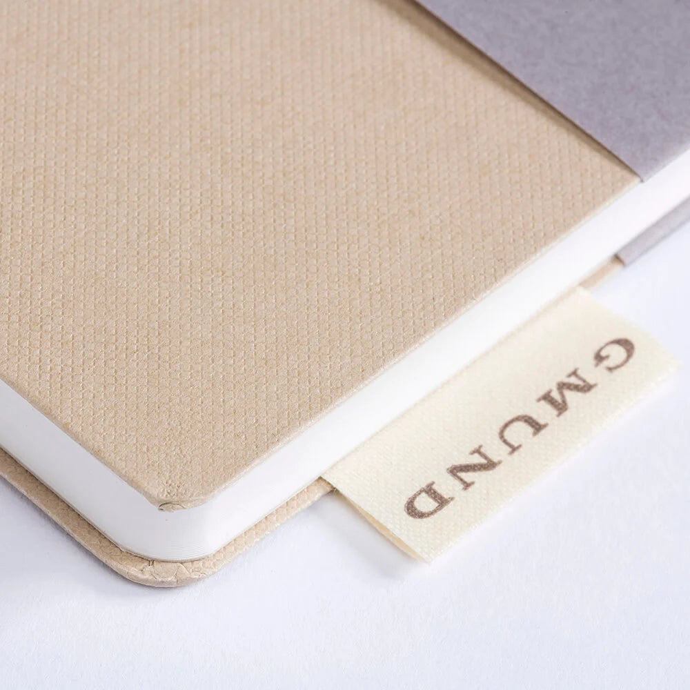 Carnet GMUND Notebook Mono - Softcover - A5 - Pointillé - Oat