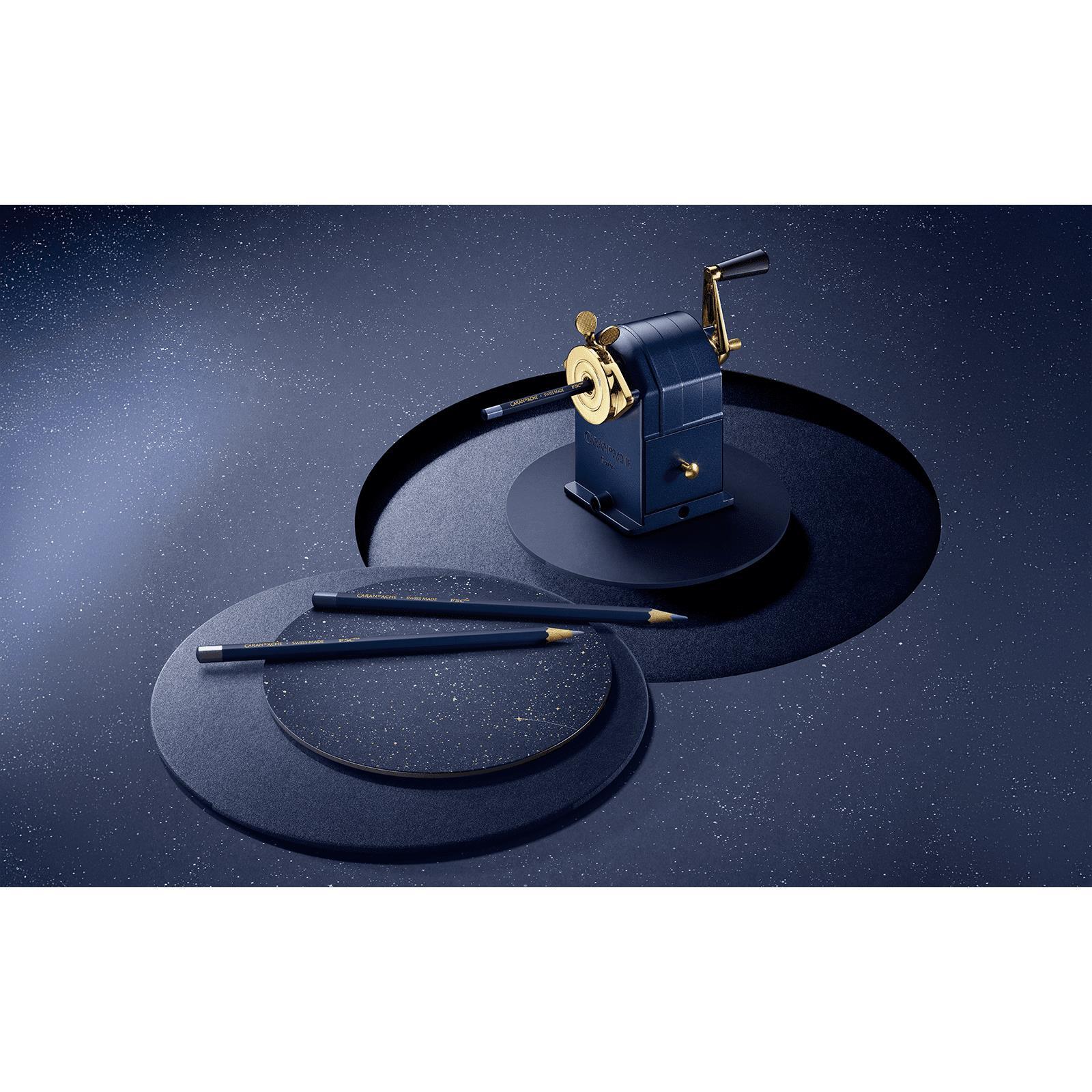 Machine à Tailler COSMIC BLUE Édition Spéciale -