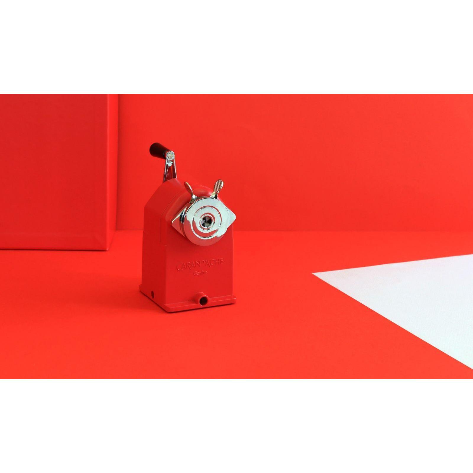 Machine à Tailler en Métal Rouge Édition Standard - 7630002349222