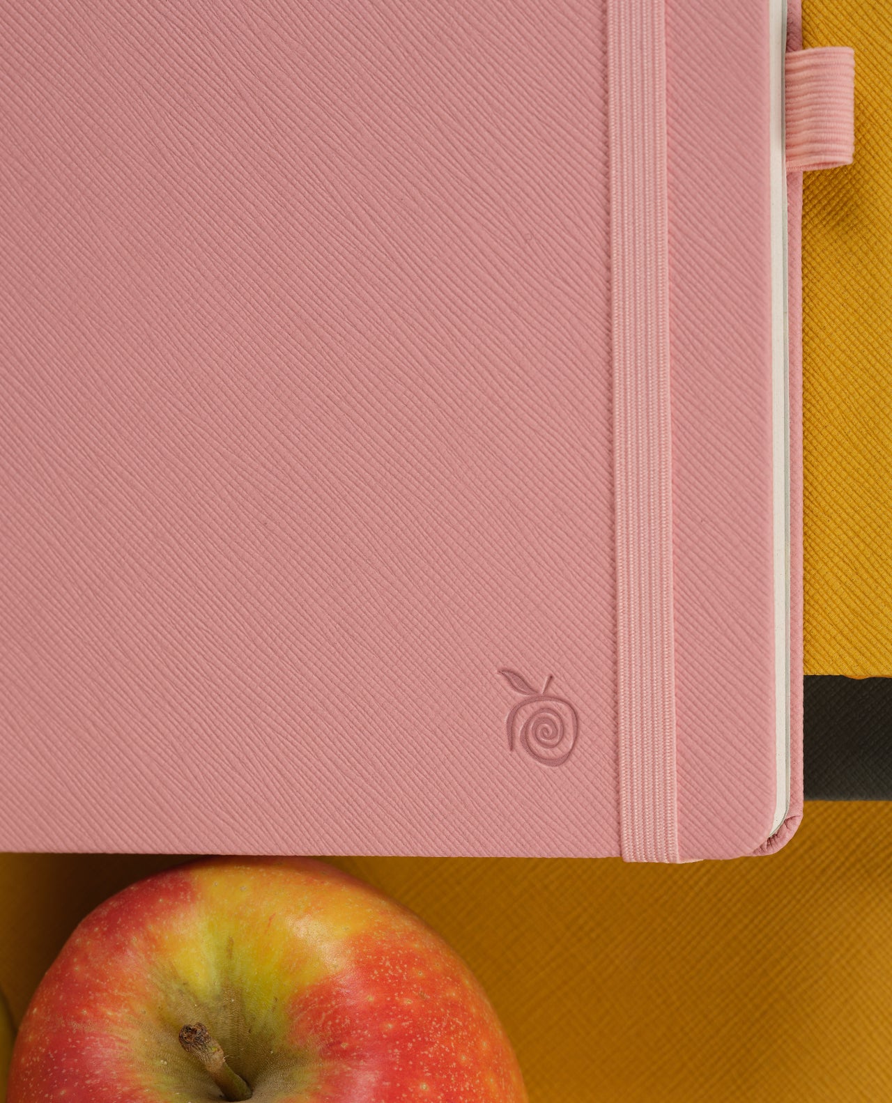 Carnet CASTELLI MILANO Appeel Classic - 13 x 21 cm - Hardcover - Ligné - Pink