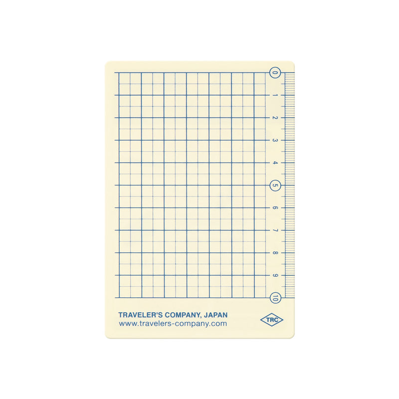 TRAVELER'S notebook - sous-main 2026 (passport size)