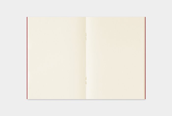TRAVELER'S notebook LOVE AND TRIP Red - carnet papier crème (passport size) -