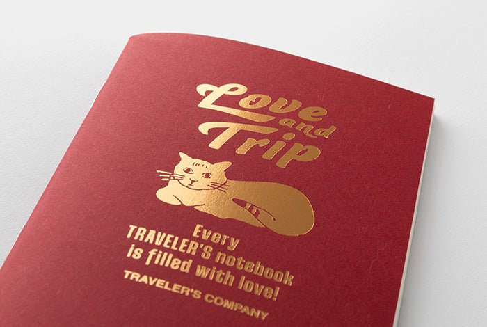 TRAVELER'S notebook LOVE AND TRIP Red - carnet papier crème (passport size) -