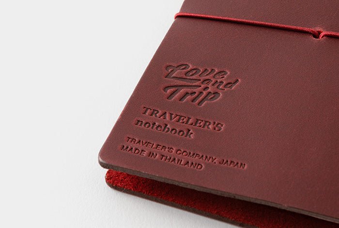 TRAVELER'S notebook LOVE AND TRIP Red - passport size - rouge -