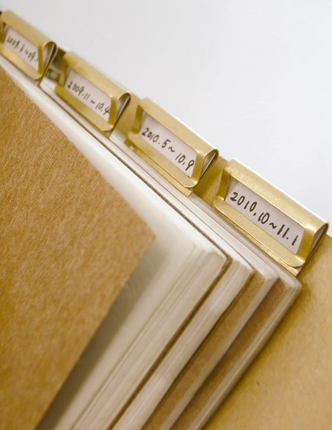 TRC BRASS - clips index en laiton - TN Passport size / TN Regular size - 4902805432108