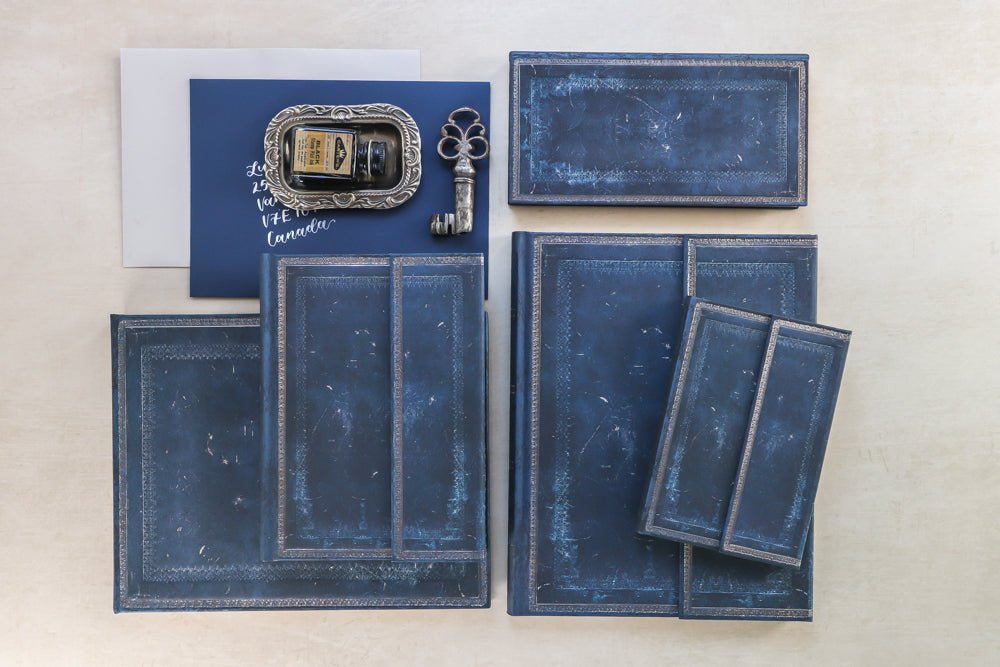 Livre d'Or Encre Bleue - 23 x 18 cm - Uni - Illustré - 9781439793152