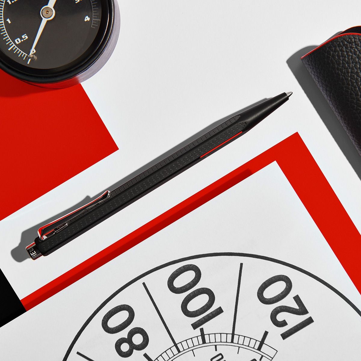 Stylo bille CARAN D'ACHE Ecridor Racing - Medium (M) - Chromé Noir Mat - -