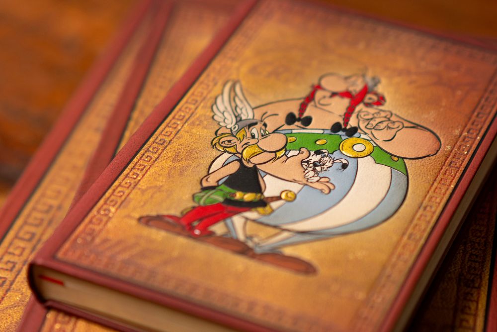 Agenda 2027 PAPERBLANKS Astérix et Obélix - 1 semaine sur 2 pages - Mini - Hardcover - Horizontal - 176p - 9780349720388