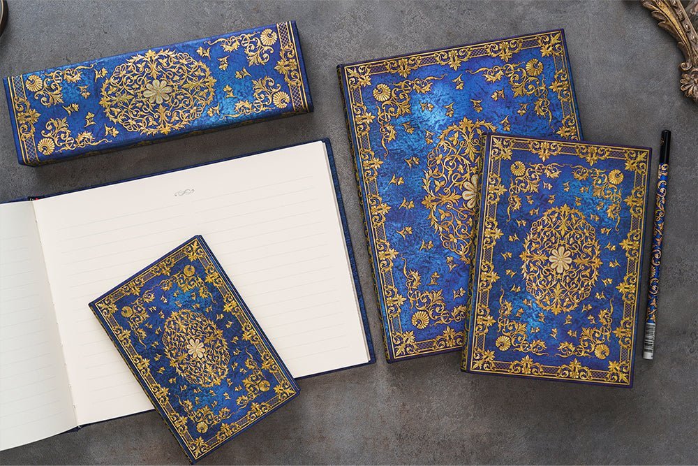 Agenda 2027 PAPERBLANKS Ciel de Soie - 1 semaine sur 2 pages - Mini - Hardcover - Horizontal - 176p - 9780349720432