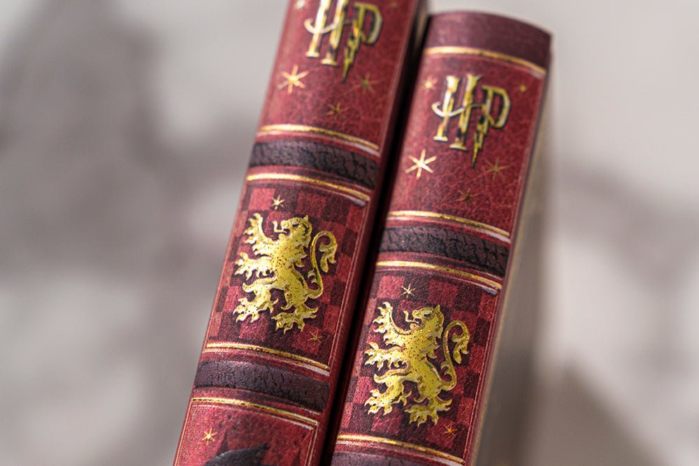 Agenda 2027 PAPERBLANKS Gryffondor - 1 semaine sur 2 pages - Mini - Hardcover - Vertical - 176p - 9780349720517