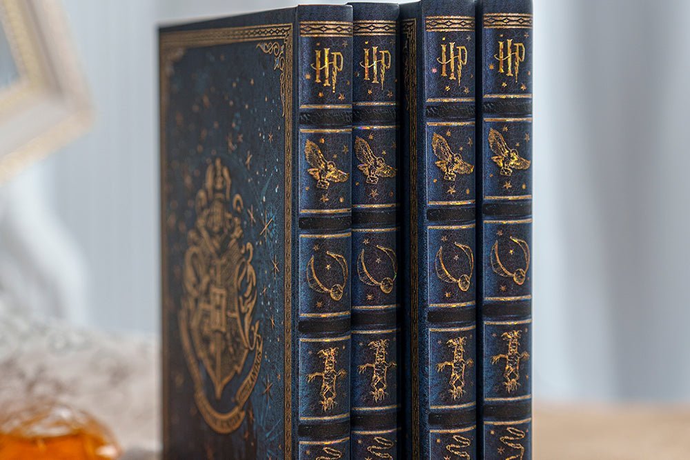 Agenda 2027 PAPERBLANKS Légendes de Poudlard - 1 semaine sur 2 pages - Midi - Hardcover - Vertical - 176p - 9780349720777