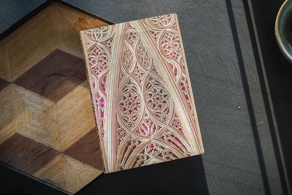 Agenda 2027 PAPERBLANKS Voûte de la Cathédrale de Milan (Bordeaux) - 1 semaine sur 2 pages - Midi - Softcover - Horizontal - 176p - 9780349721293