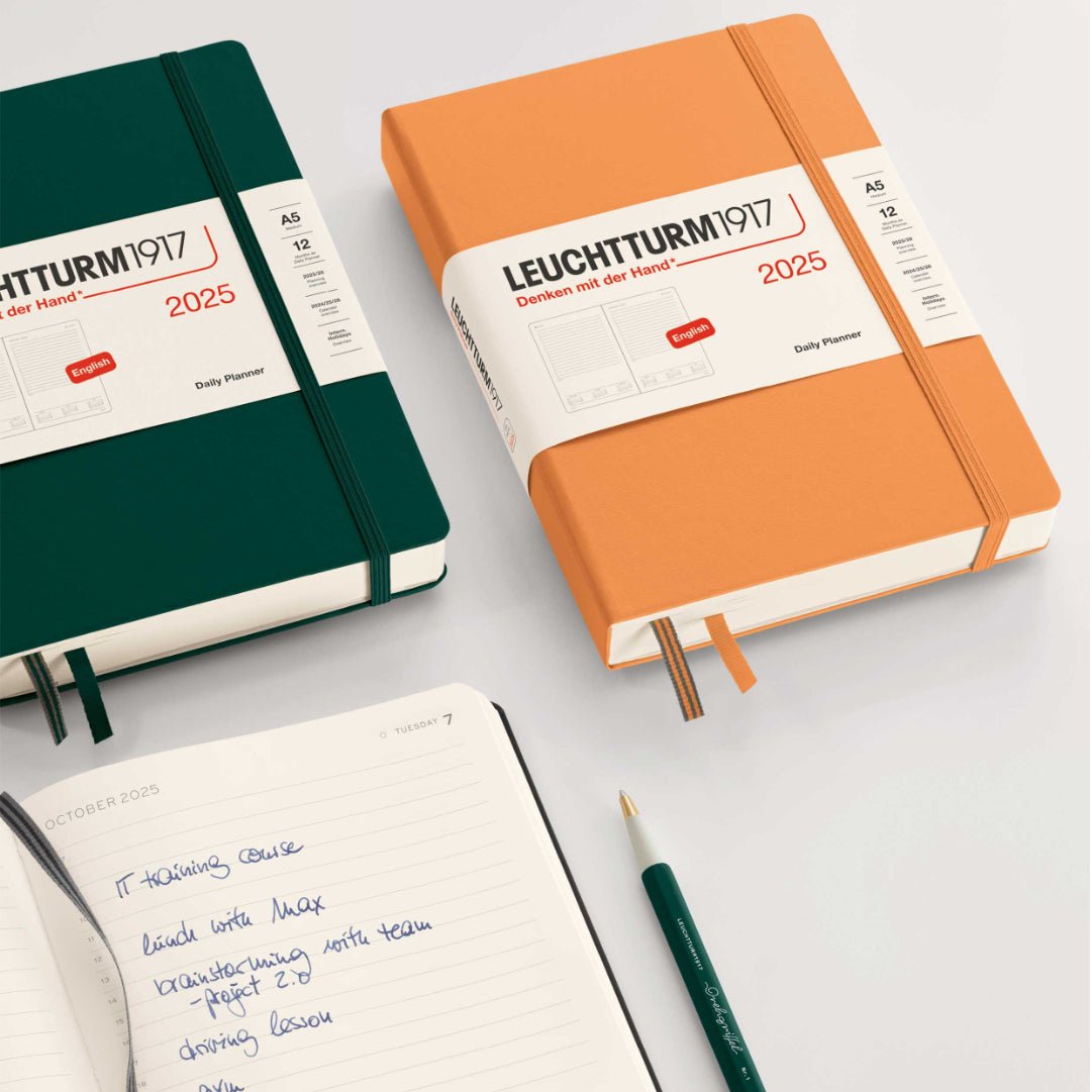 Agenda Journalier 2025 LEUCHTTURM1917, Anglais - 1 jour par page - A6 - Apricot - 