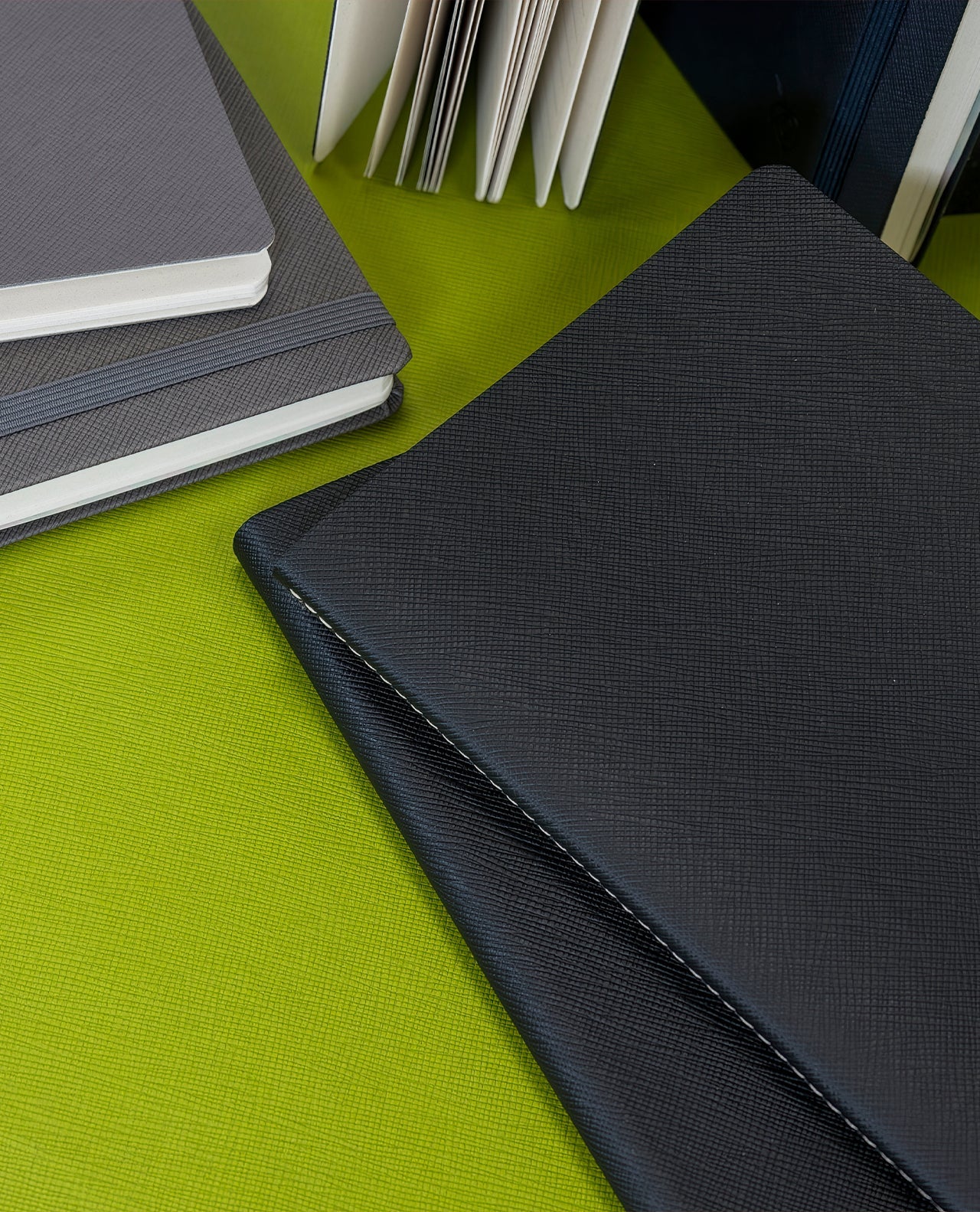 Carnet CASTELLI MILANO Appeel Classic - 19 x 25 cm - Hardcover - Ligné - Black - 8056149954256