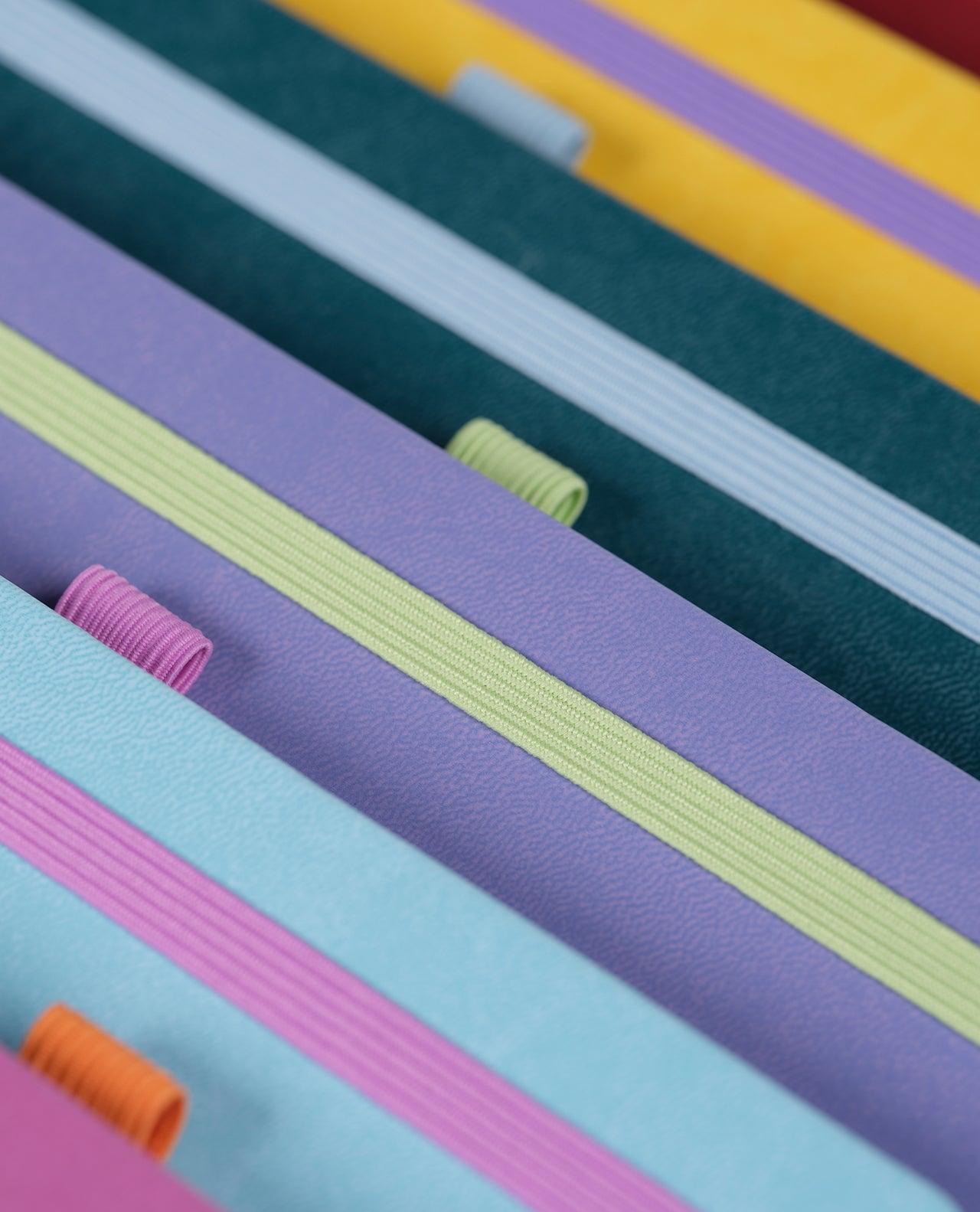 Carnet CASTELLI MILANO Kaleido - 19 x 25 cm - Hardcover - Ligné - Iris - 8056149953884