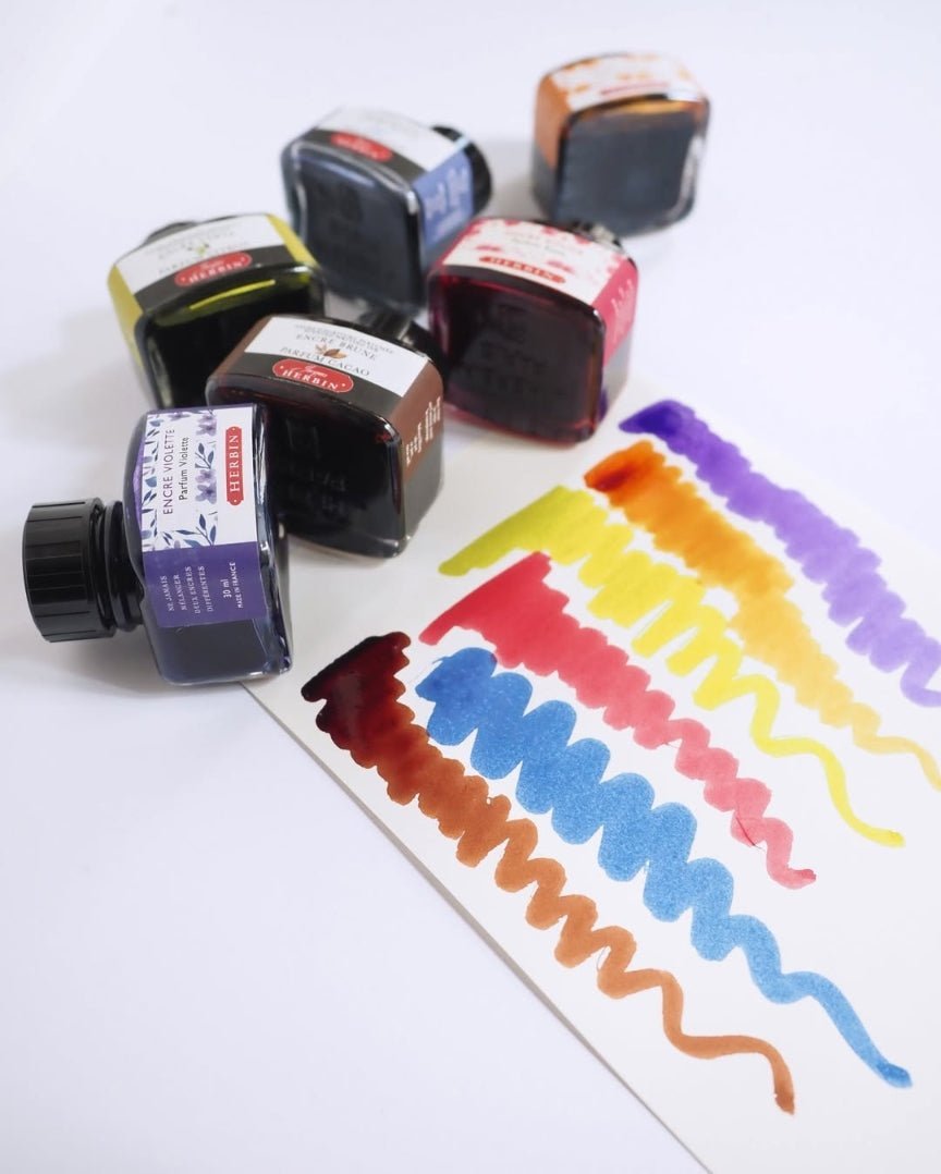 Flacon d'encre JACQUES HERBIN - Encre d'écriture parfumée - Parfum Violette (10ml) - 10 ml - 3188552137775