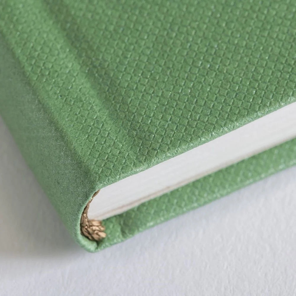 Carnet GMUND Notebook Mono - Softcover - A5 - Pointillé - Sage