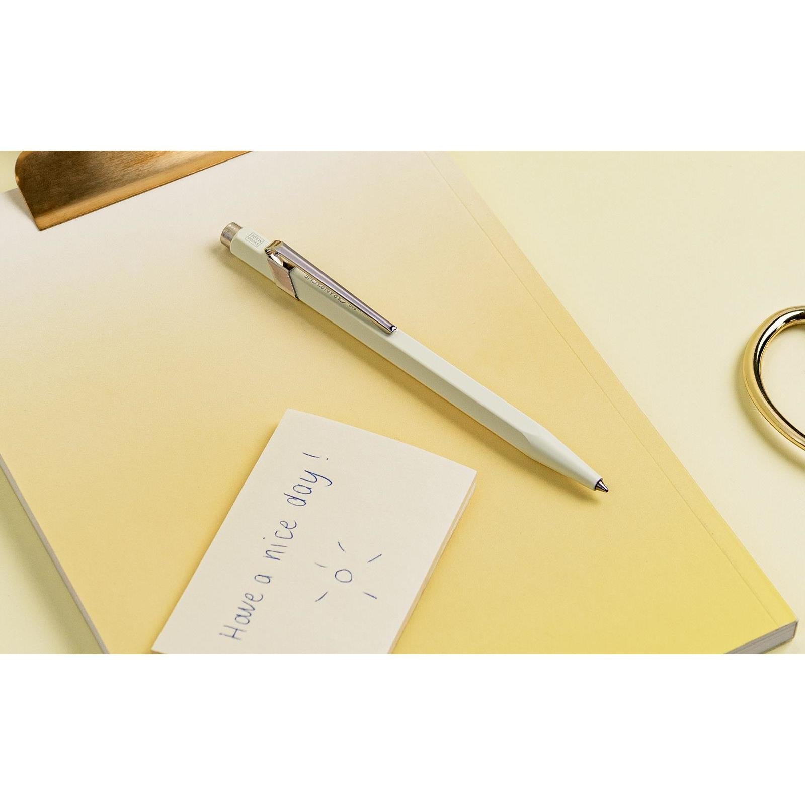Stylo bille CARAN D'ACHE 849 Pastel - Jaune Pastel - 