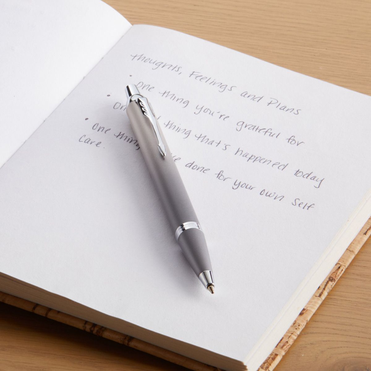 Stylo bille PARKER IM Writing Rituals - Medium (M) - Grey CT - -