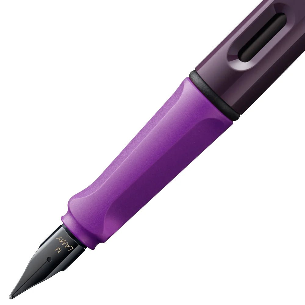 Stylo plume LAMY safari Édition Spéciale 2024 - Violet Blackberry - Extra - fine (EF) - 4014519766018