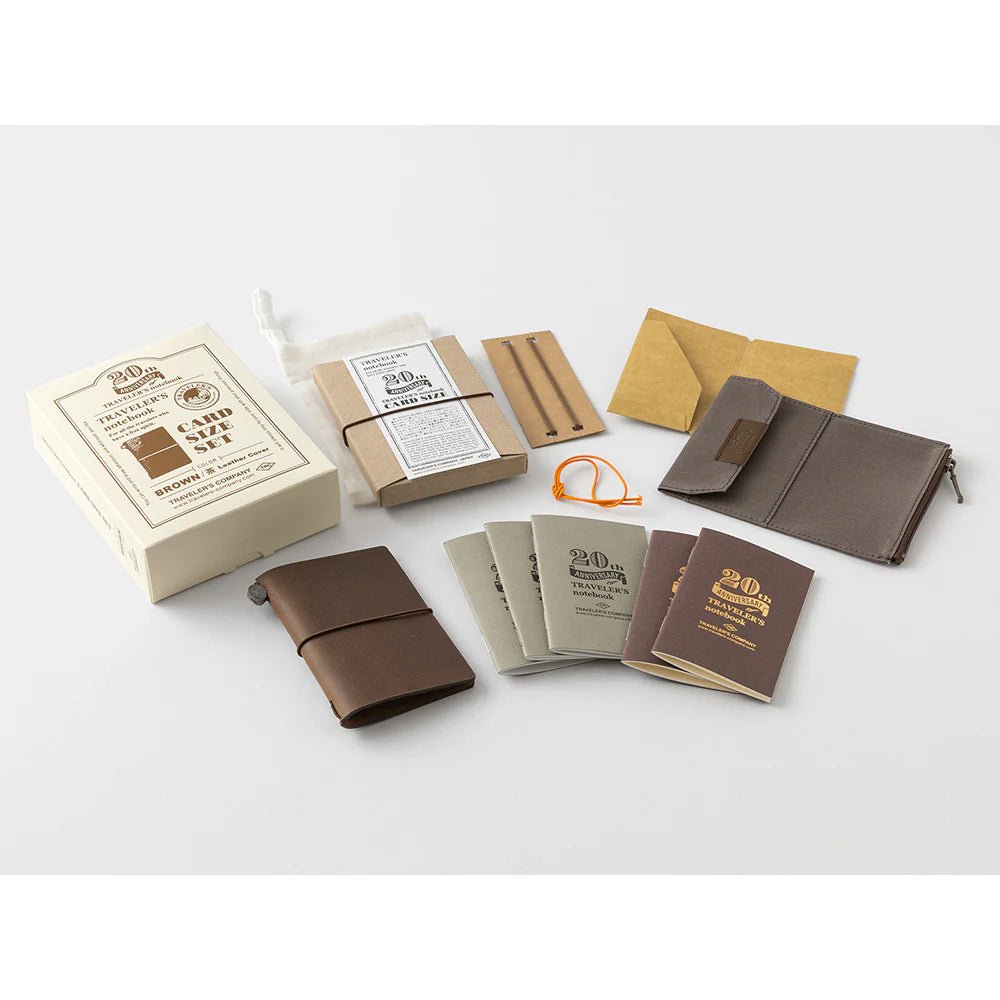 TRAVELER'S notebook 20TH ANNIVERSARY SET - card size - marron - 4902805154123