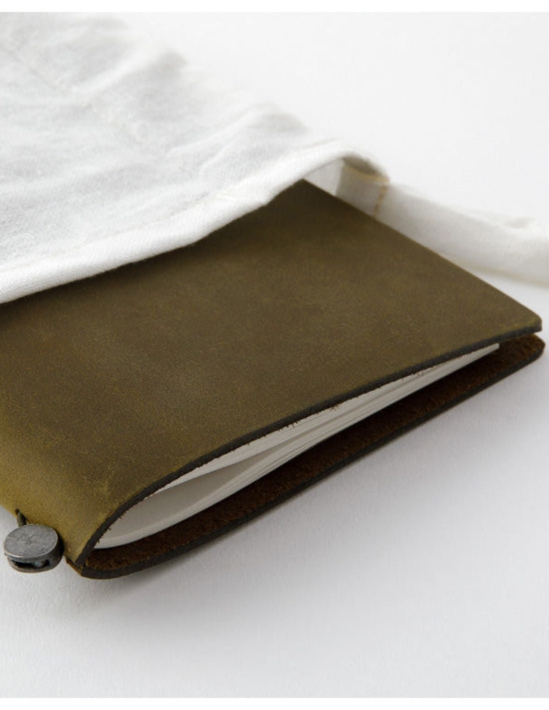 TRAVELER'S notebook - regular size - olive - 4902805153423